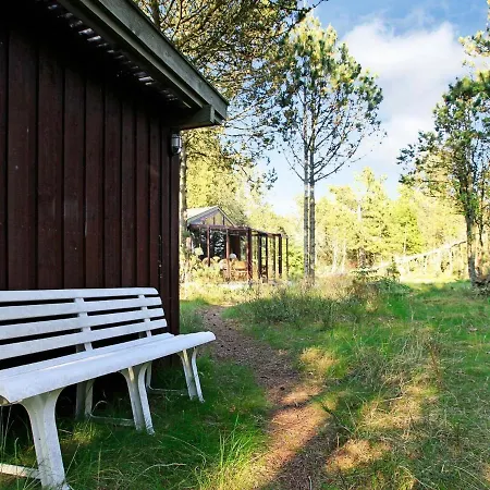Three-bedroom Holiday In 54 Ålbæk
