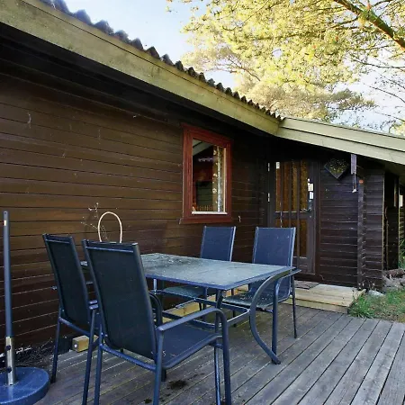 בית נופש Three-bedroom Holiday In 54