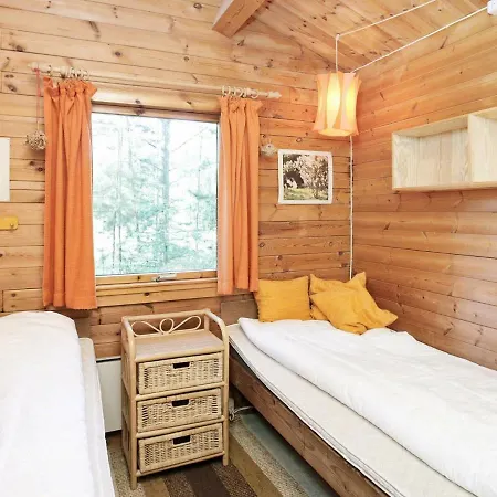 Three-bedroom Holiday In 54 Ålbæk